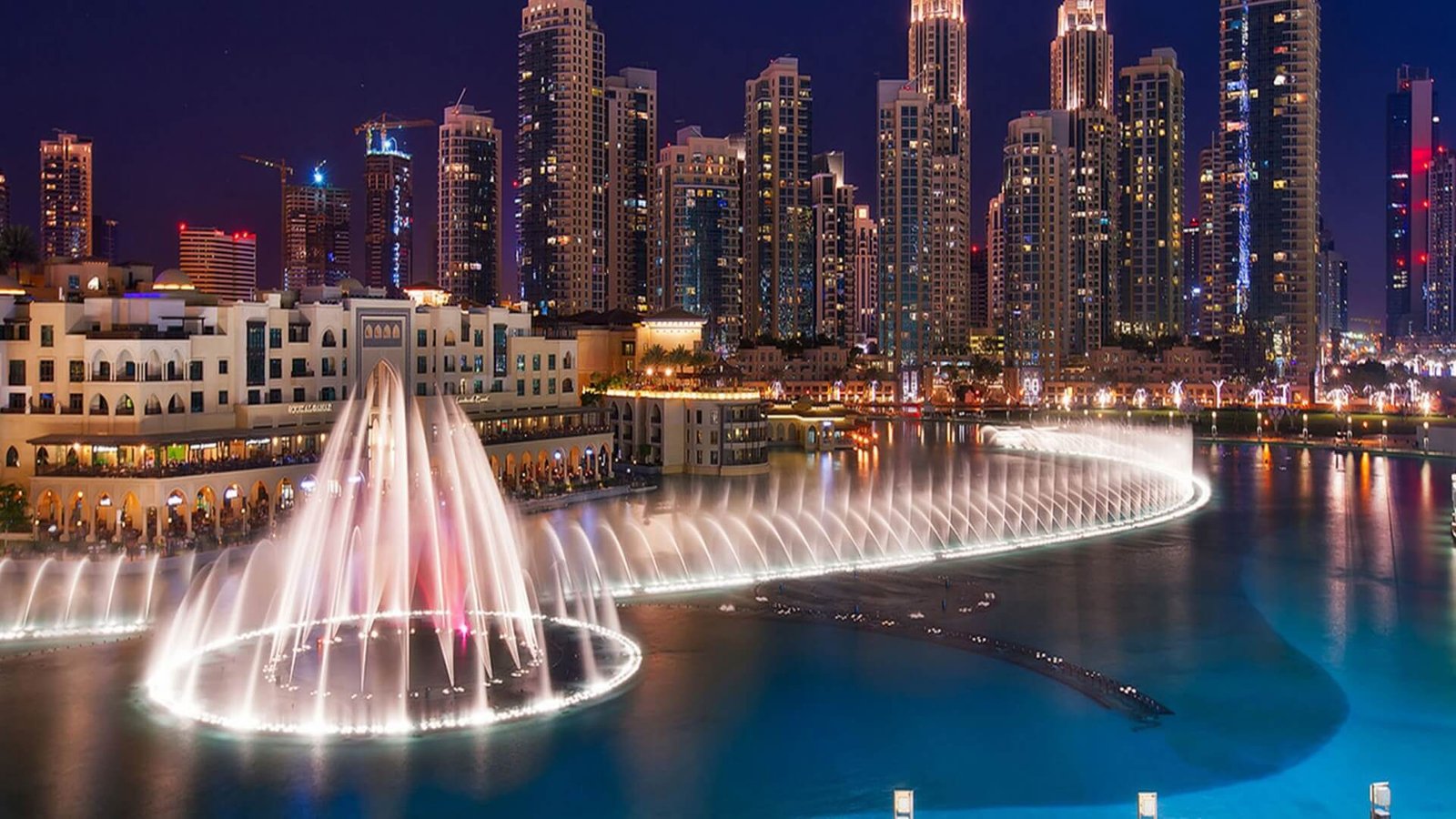Glittering Dubai With Museum Of The Future