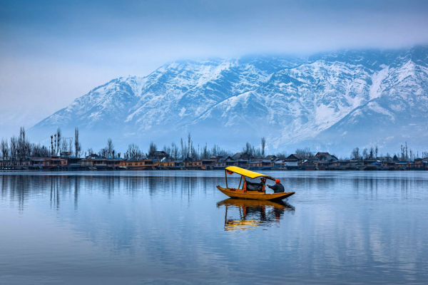 Kashmir Family Tour | Nayab Holidays